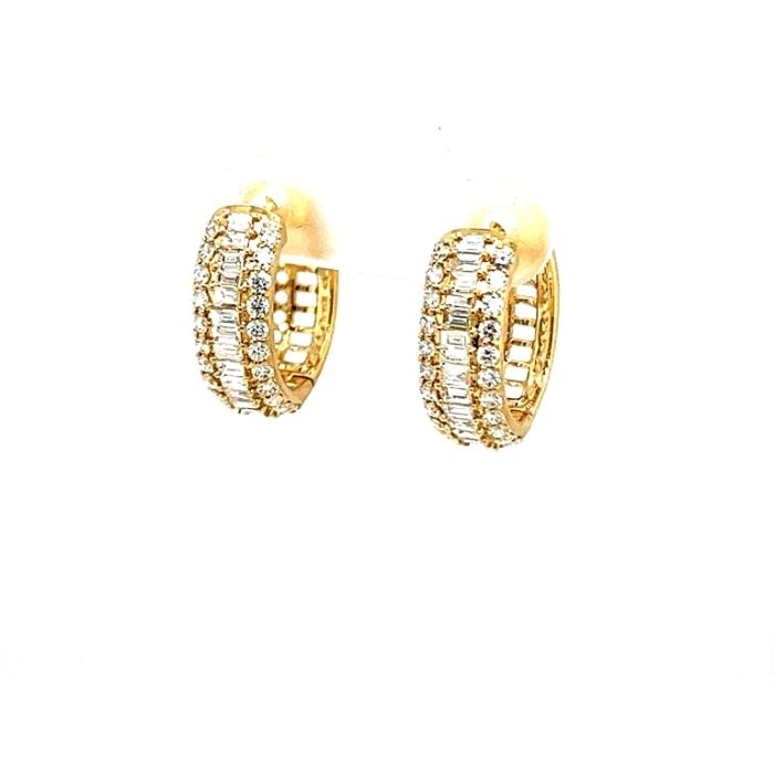 18K Yellow Gold 1.24Ct Round &amp; Baguette Diamond Huggies