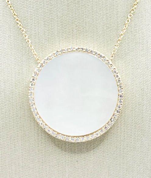 14K Yellow White Mother of Pearl Necklace