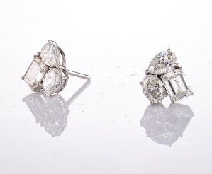 18KW Diamond Cluster Stud Earrings