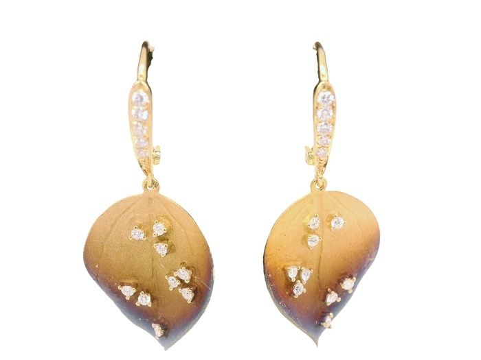 18K Yellow Gold Leaf Earrings