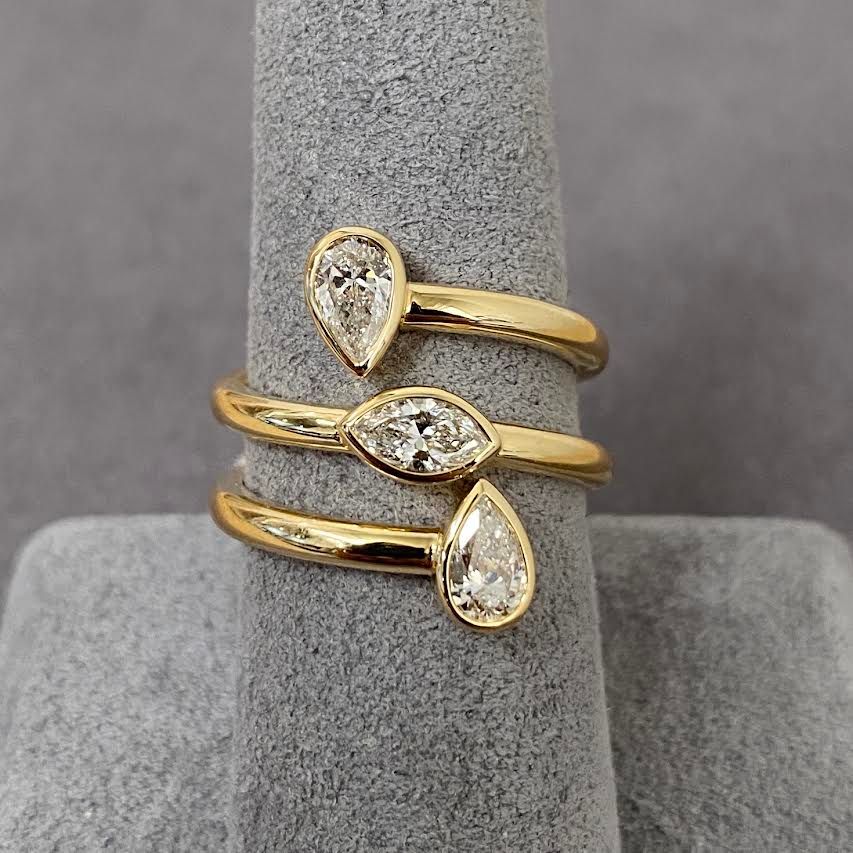 18K Yellow Gold 0.91 Ctw Pear Shape Diamonds Triple Bypass Ring