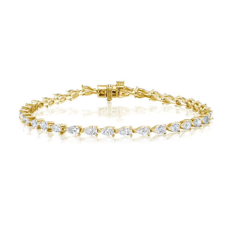 18K Yellow Gold 3.61 Ctw Pear Shape Diamond Tennis Bracelet