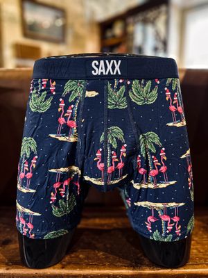 SAXX Vibe, Holidays in Paradise