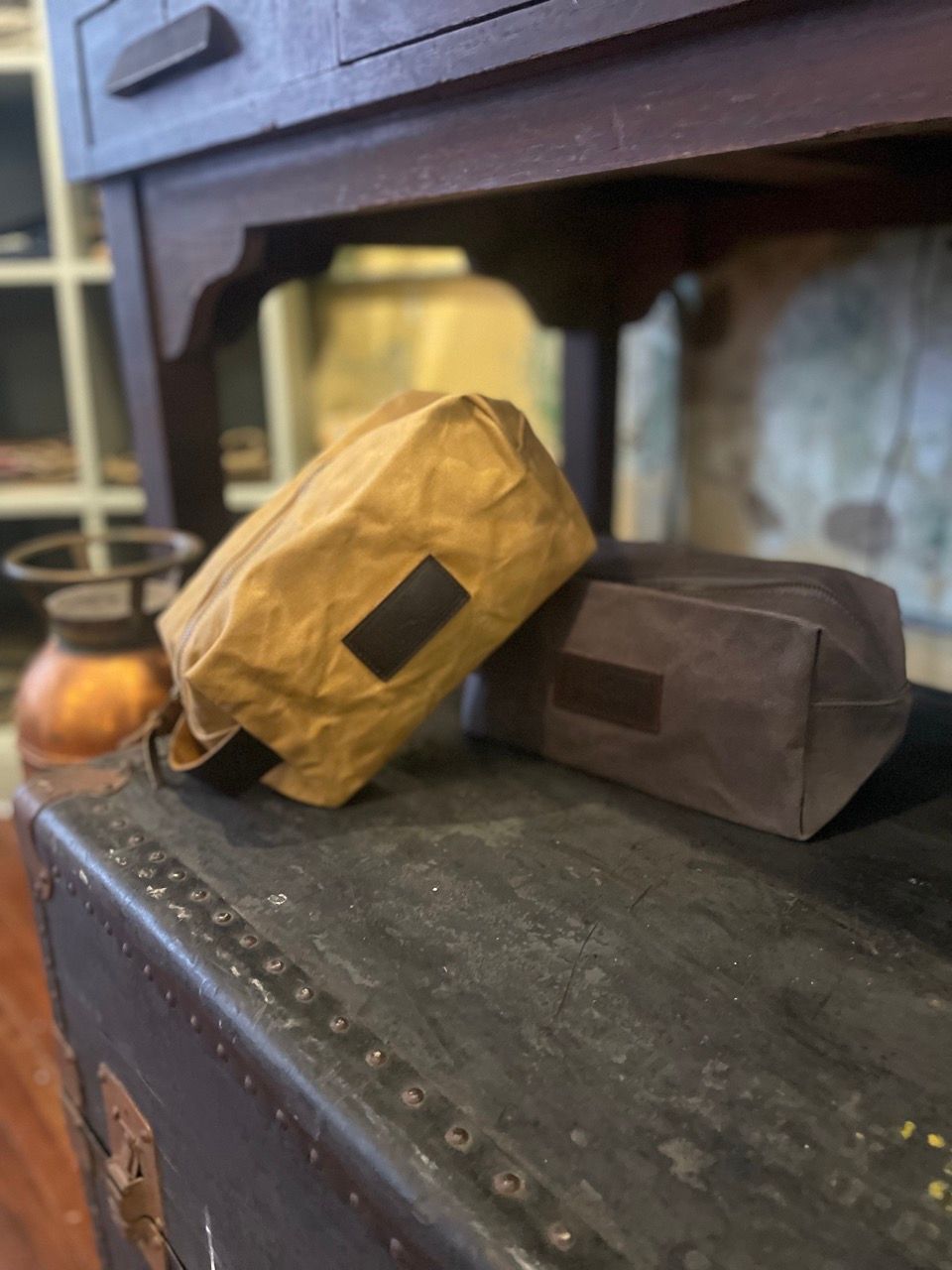 Properly Tied Summit Dopp Kit