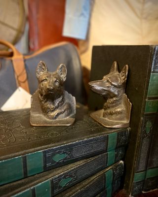 Dog Bookends