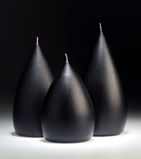 Black Barrick Candle: Round 7 ½&quot;