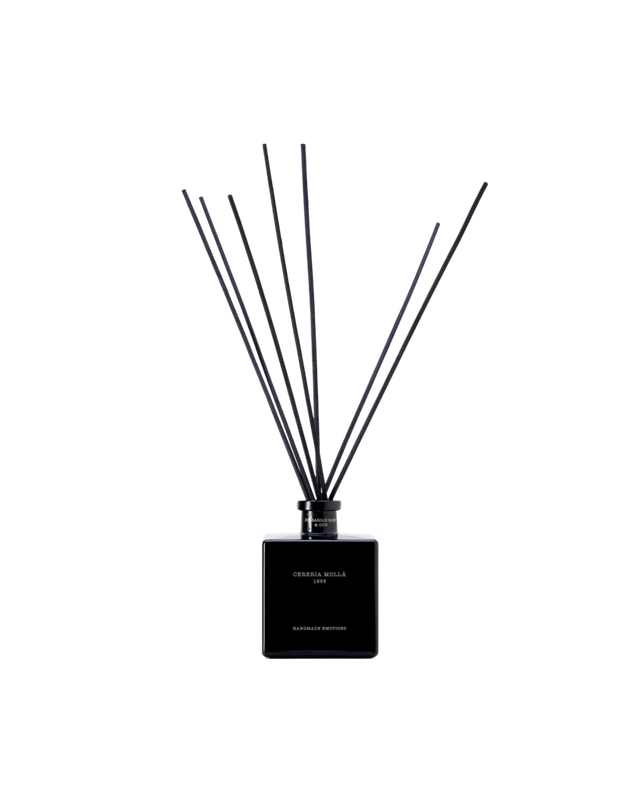 Bulgarian Rose &amp; Oud Black Diffuser - Large