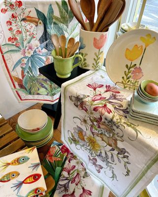 Kitchen &amp; Dining