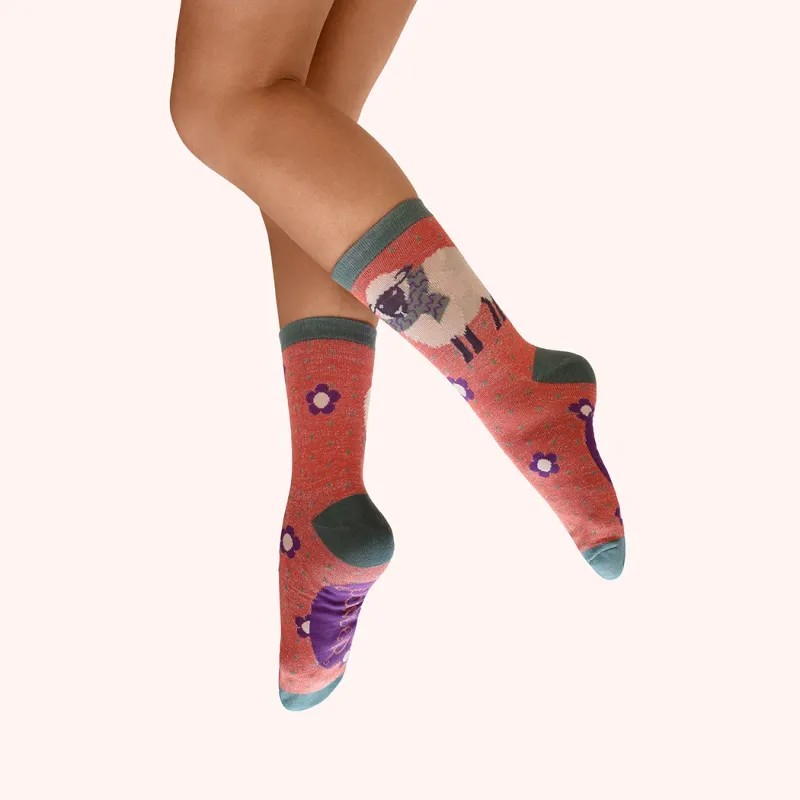 Sheep In a Scarf Ankle Socks