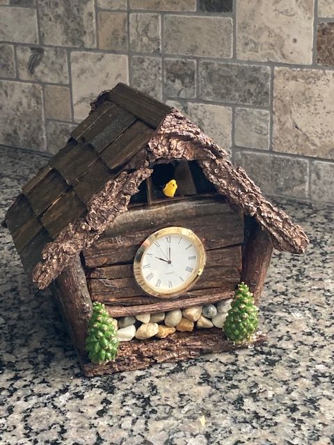 Clock : Cuckoo Clock 1