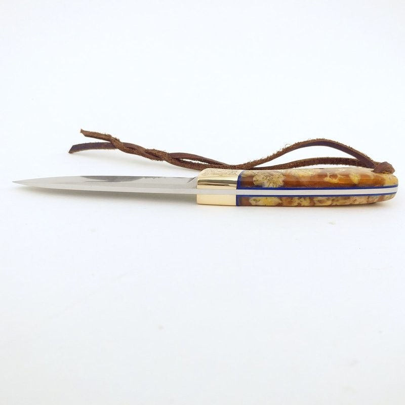 Scout #2434 - Flower pods handle with flower & vine engraved bolster