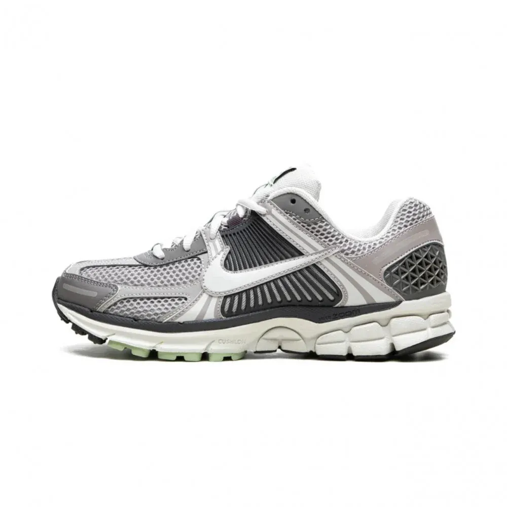 Nike VOMERO 5 &quot;Cobblestone&quot;