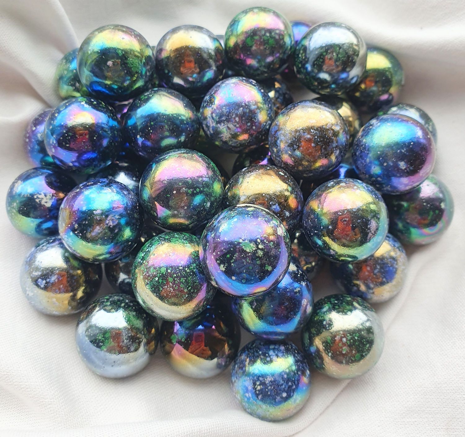 Phoenix Marbles - Buy Marbles in the UK with Free Shipping!
