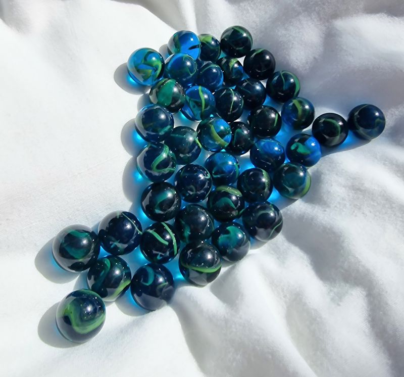 Phoenix Marbles - Buy Marbles in the UK with Free Shipping!