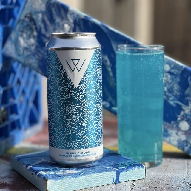Woven Water Bleue Seltzer