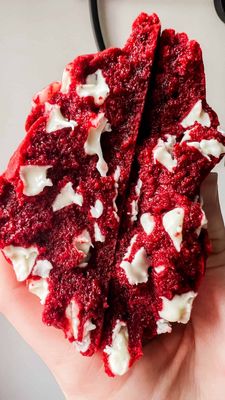 Matt's Fat cookies Red Velvet