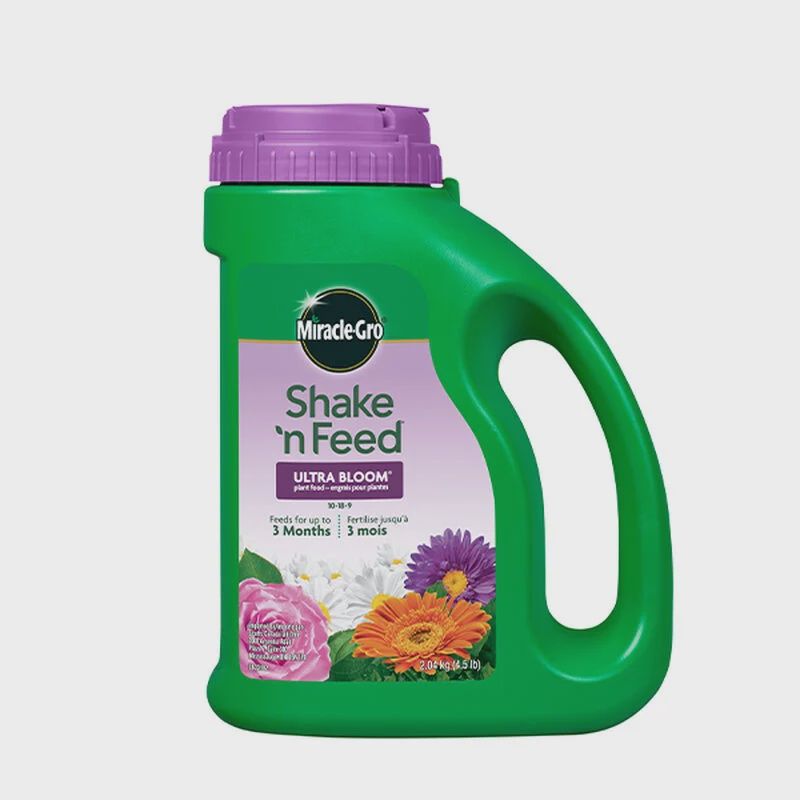 Miracle-Gro Shake &#39;n Feed Ultra Bloom Fertilizer