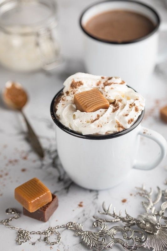 White Salted Caramel Gourmet Hot Chocolate – White Chocolate Salted Caramel Beverage