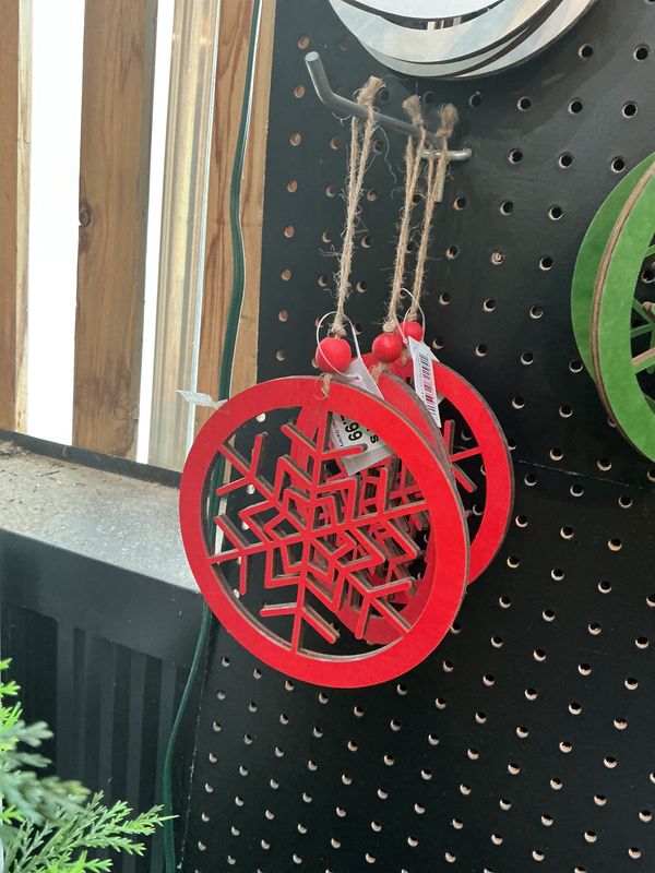 Disc Ornament Snowflake Red 6in