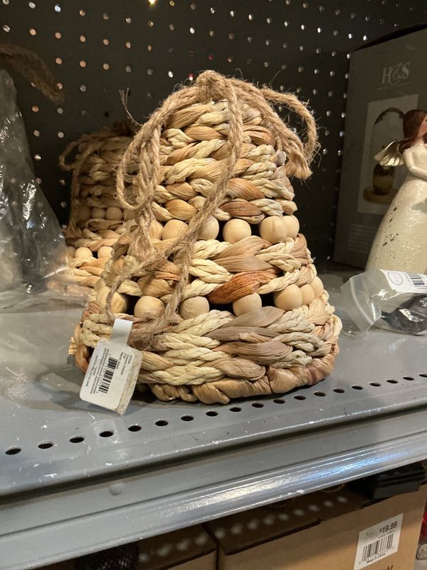 6IN WOVEN REED BELL ORN