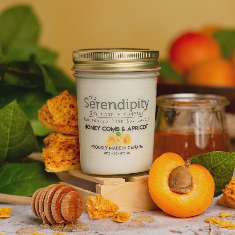8oz Candle - Honeycomb &amp; Apricot