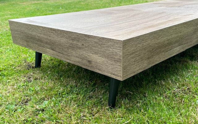 SALONTAFEL