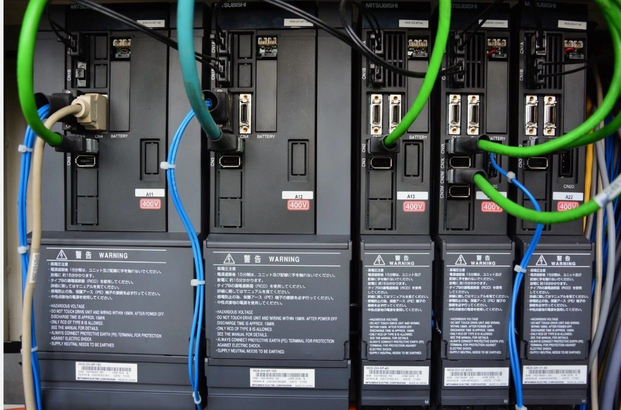 Mitsubishi MDS-DH-CV-450