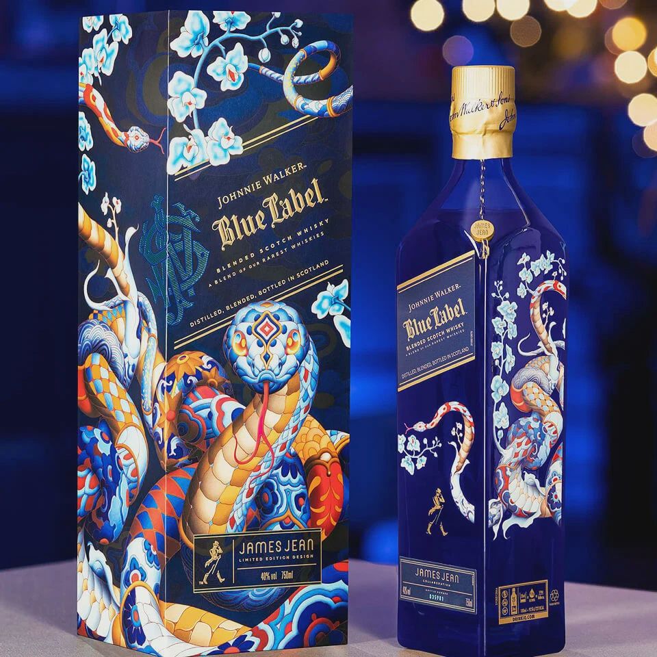 Johnnie Walker Blue Label – Year of the Snake (750ml) Johnnie Walker Blue Label – Year of the Snake (750ml)