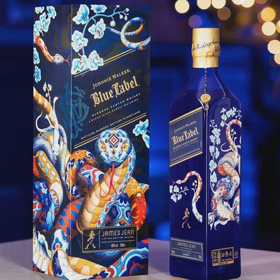 Johnnie Walker Blue Label – Year of the Snake (750ml)