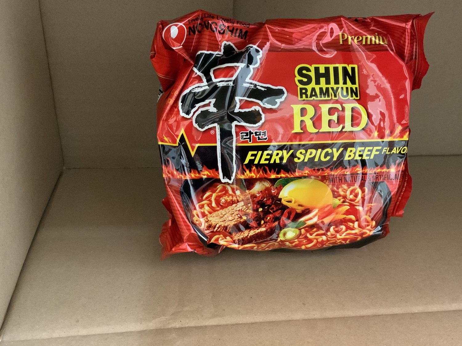 Shin Red Épicé Boeuf