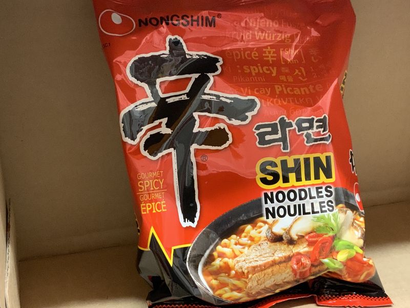 Shin Ramen Épicé