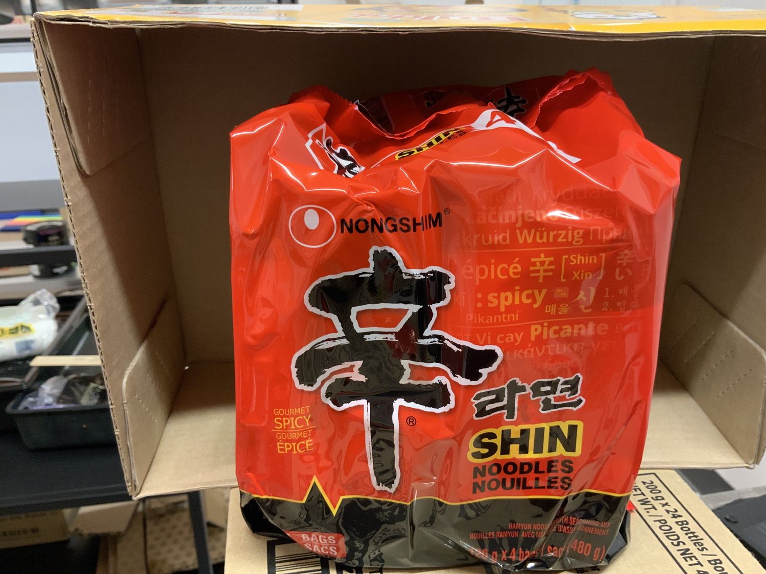 Shin Ramen Épicé (Paquet de 4)