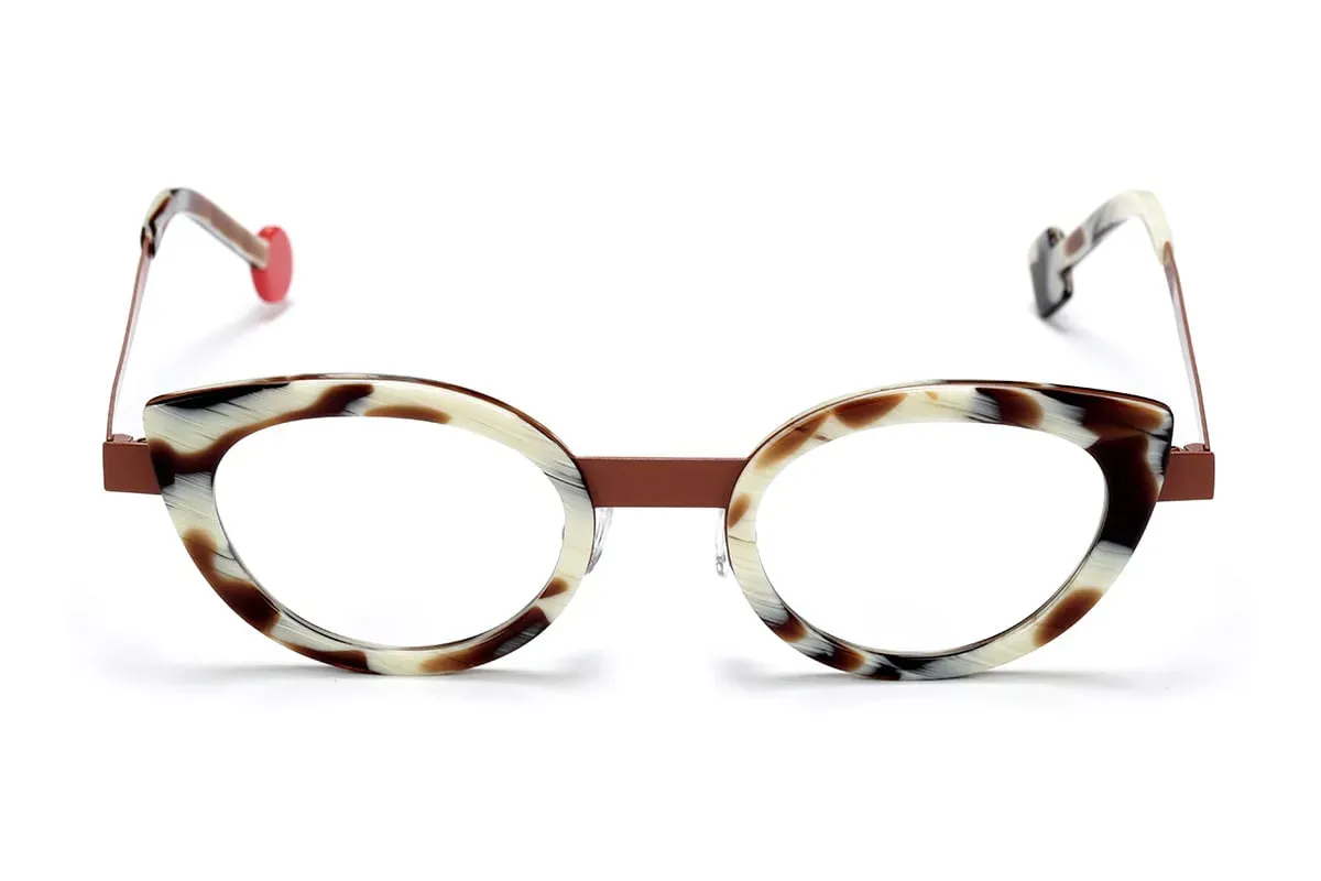 Sabine Be. Be String