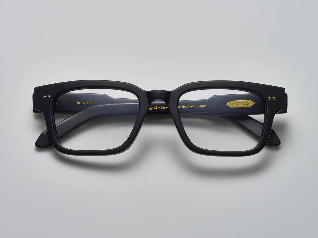 Press The Genius, Color: Matte Black / Gold - TI001