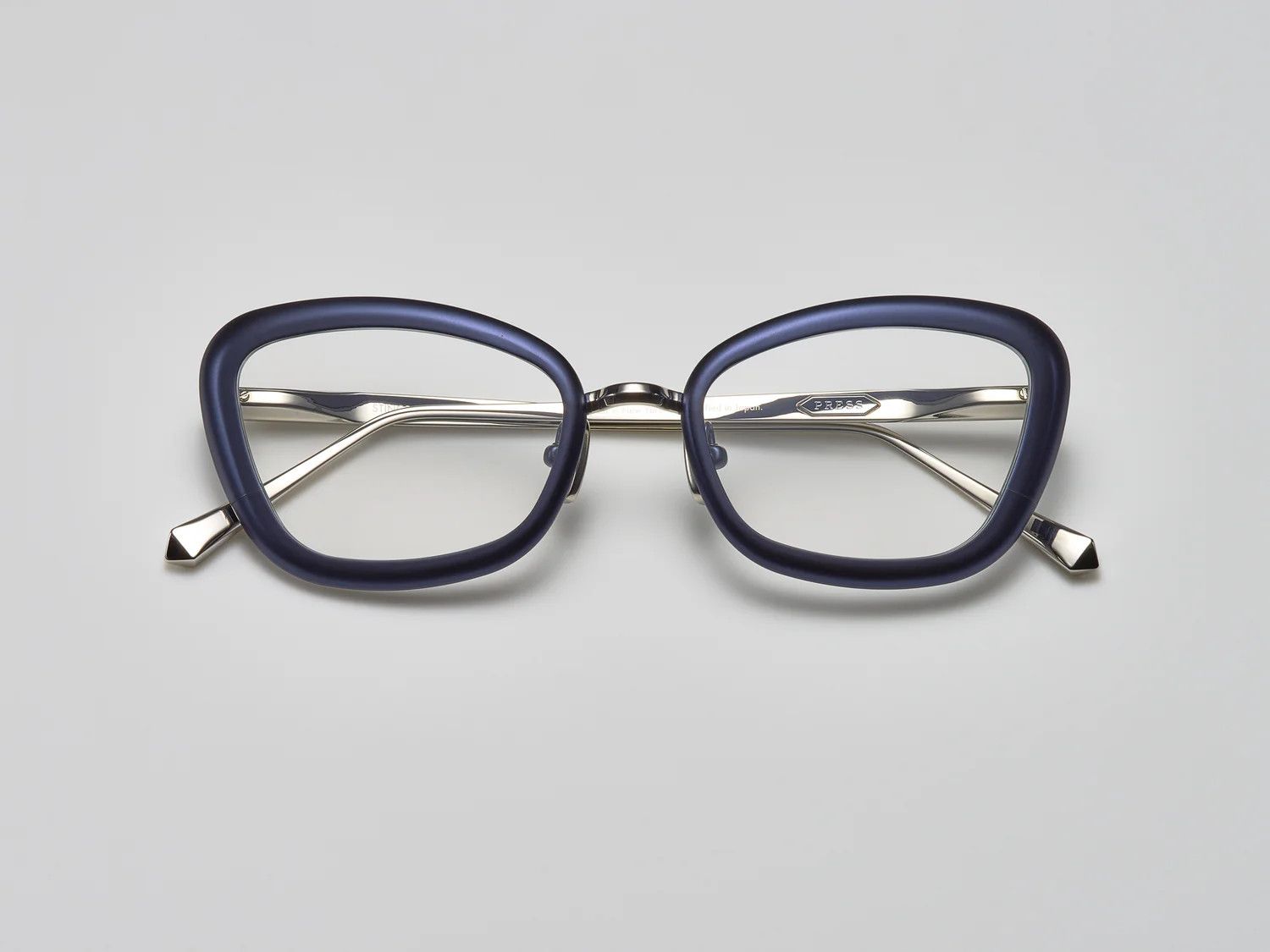 Press Stingray, Color: Navy / Platinum - ST001