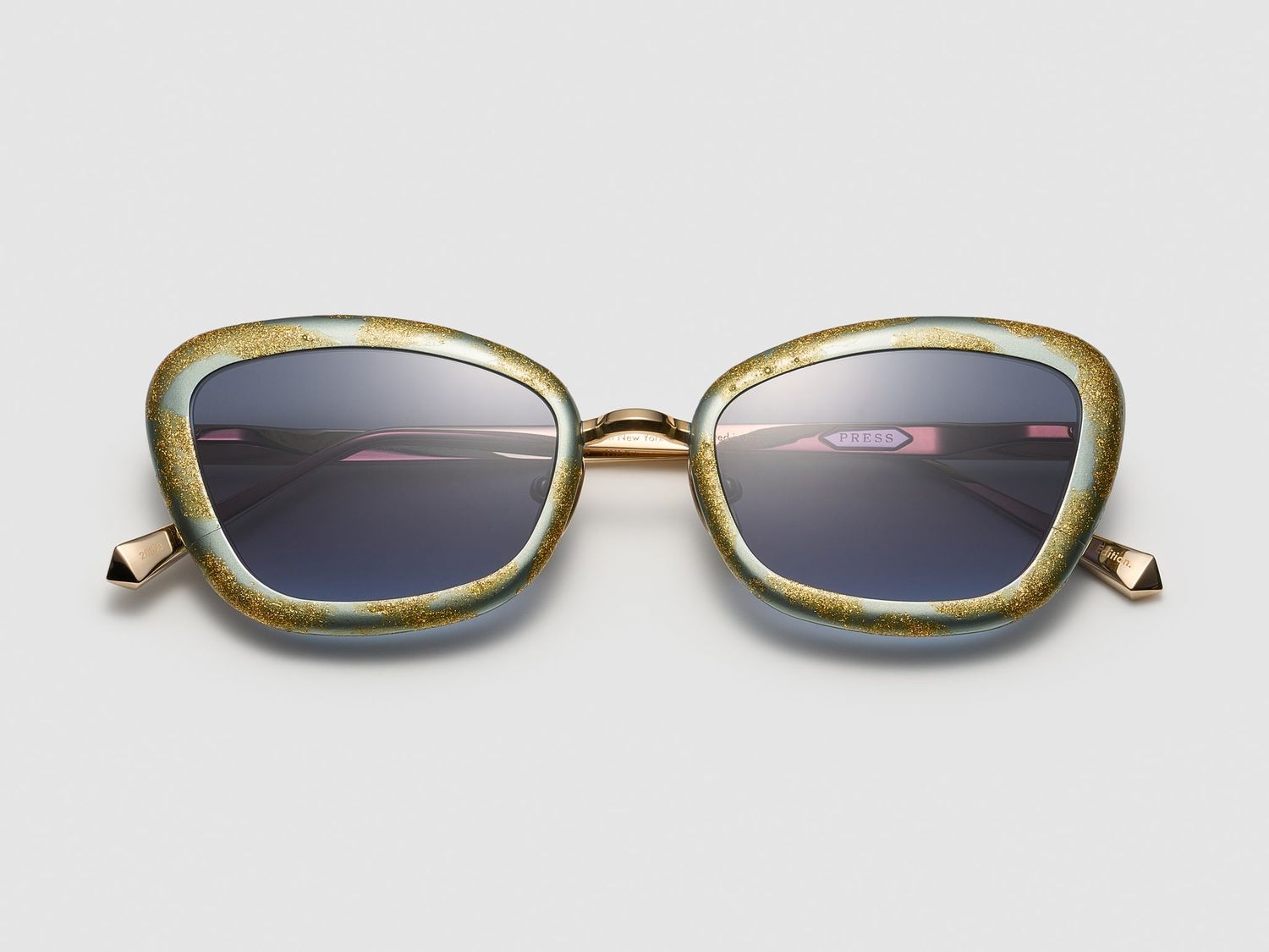 Press Stingray Gold Leaf, Color: Nassau Gold Leaf - ST018