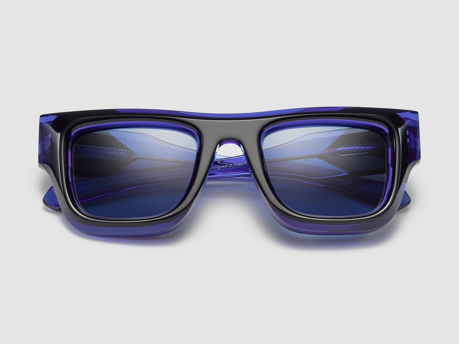 Press Untitled, Color: Blackbird - LE001