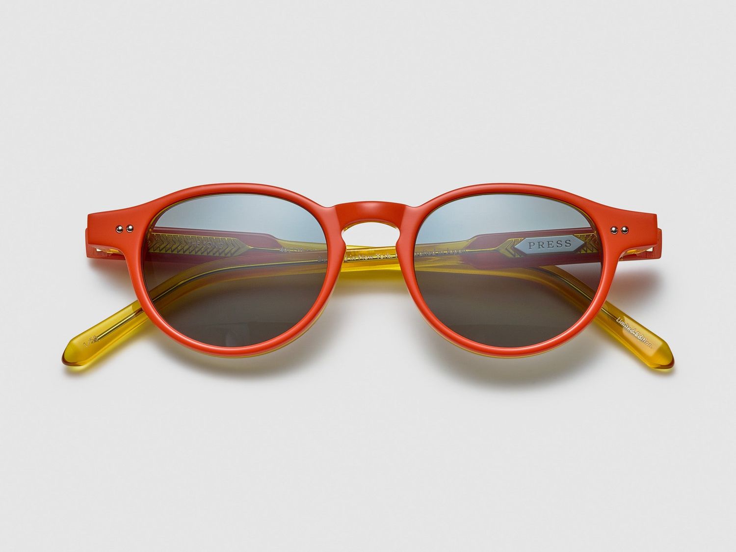 Press The Song MS, Color: Orange / Silver - TI012