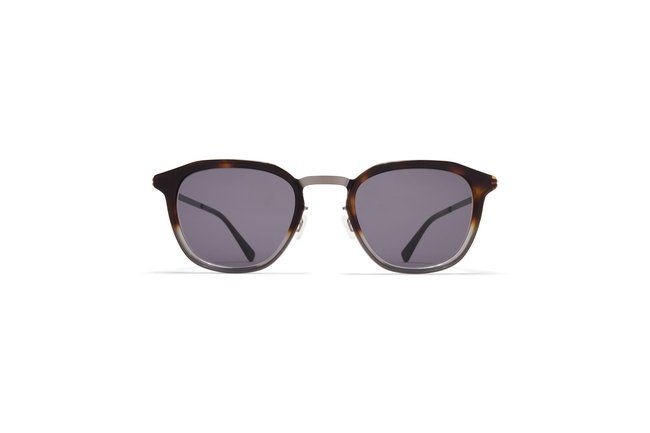 Mykita Pavi Sun, Color: Shiny Graphite/Santiago Gradient - A22