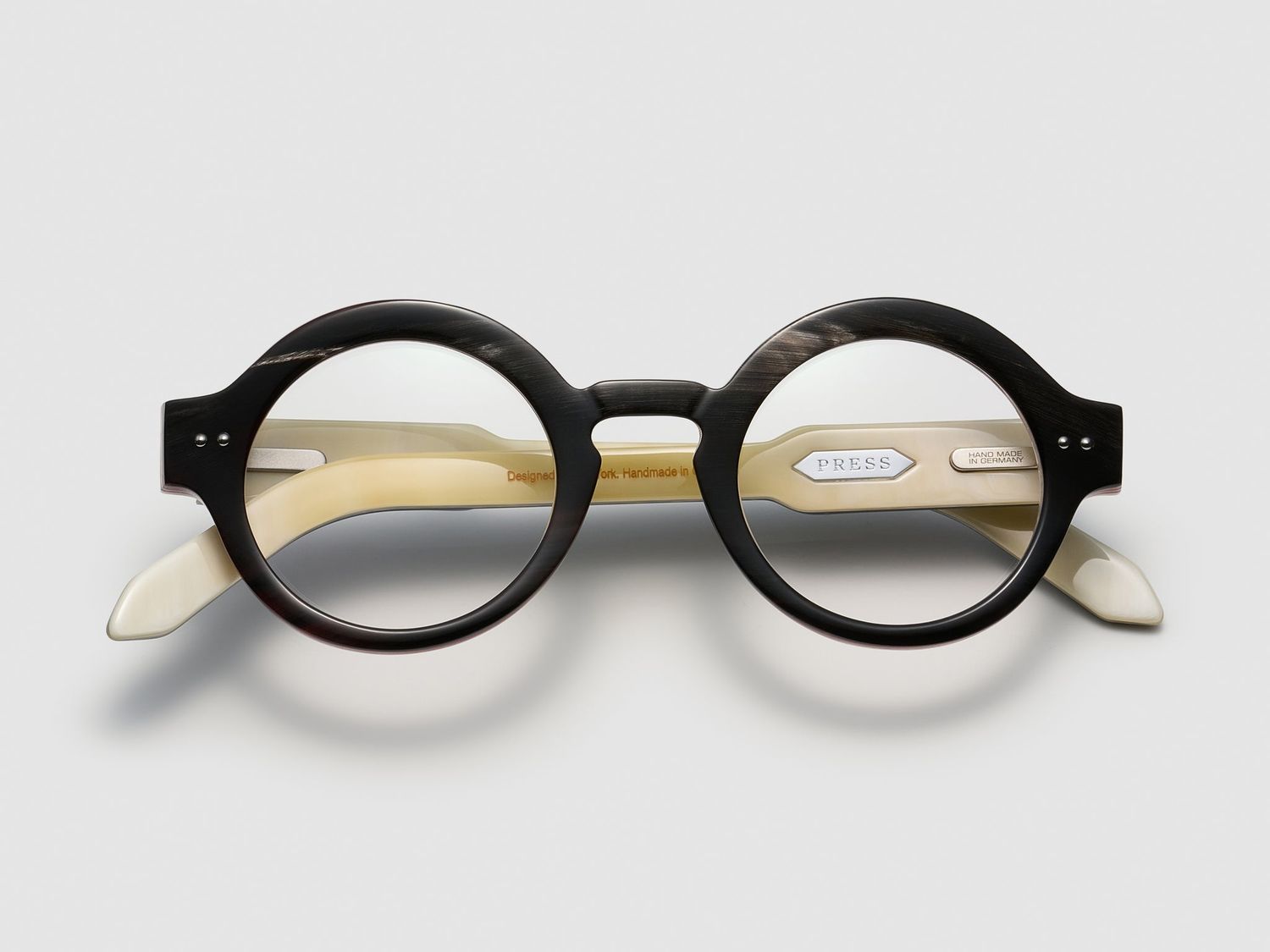 Press The Chic Horn, Color: Black Stack - JP002