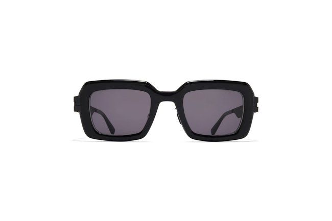 Mykita Una Sun, Color: Black/Black - A6