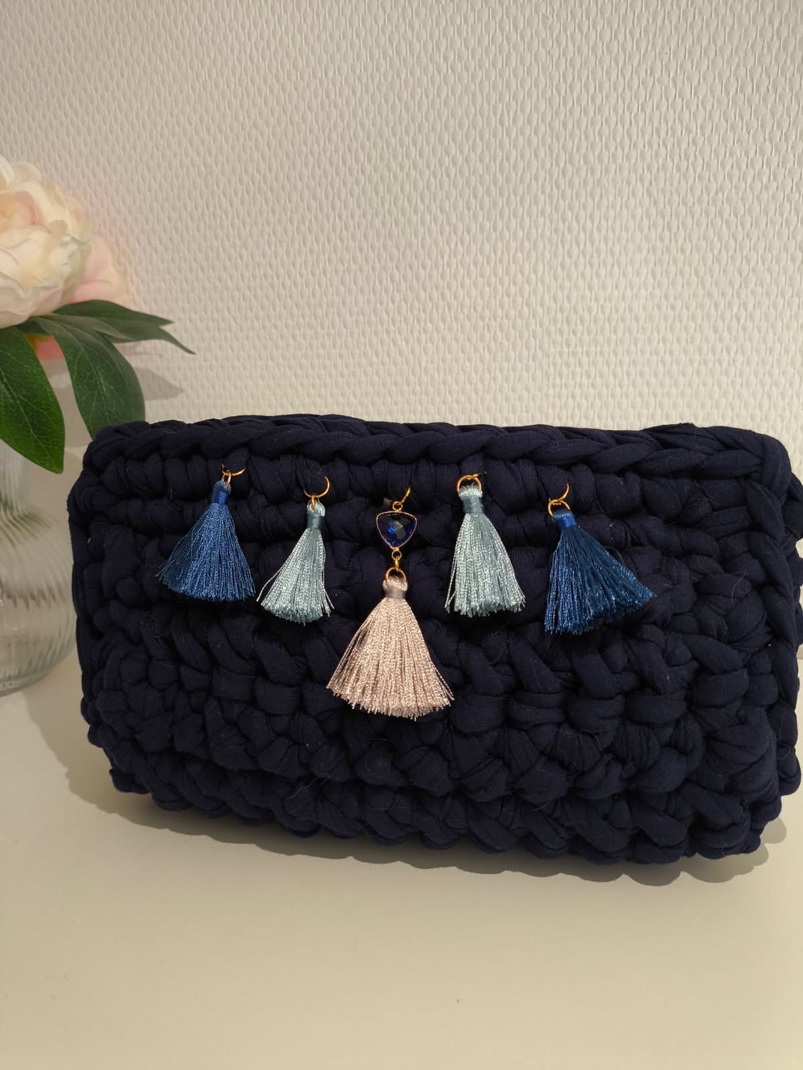 Pochette pampilles bijou bleu nuit