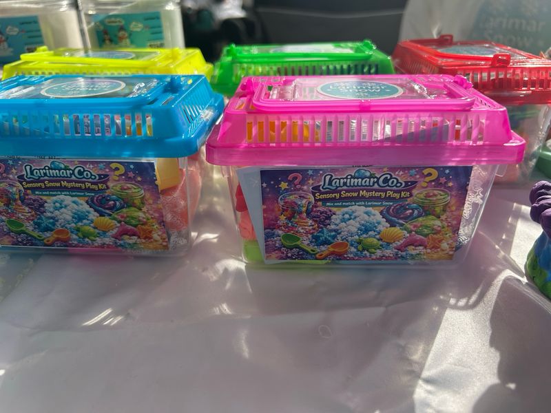 Larimar sensory Kit (snow slime playdou clay tools sprinkles)