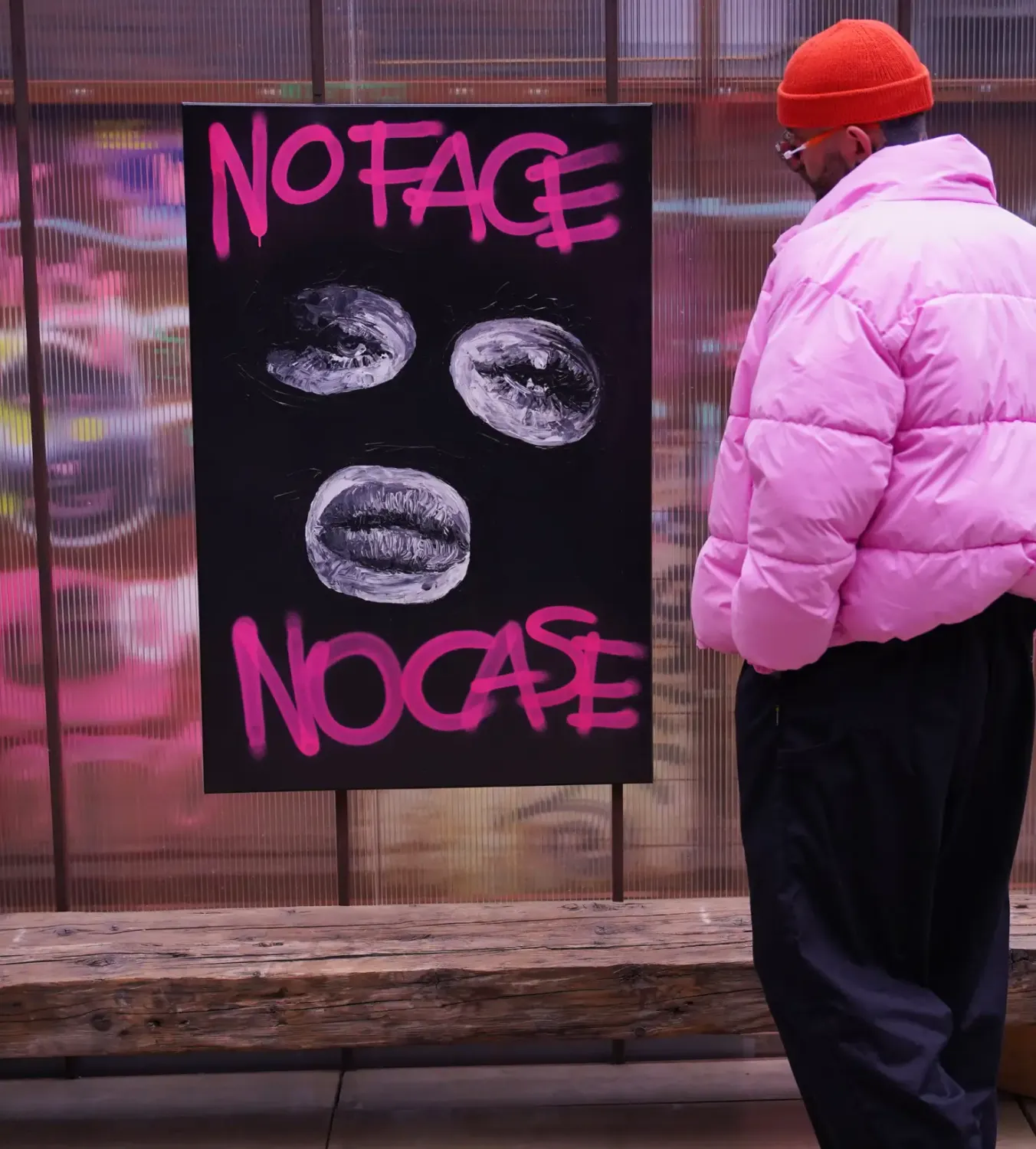 NO FACE NO CASE