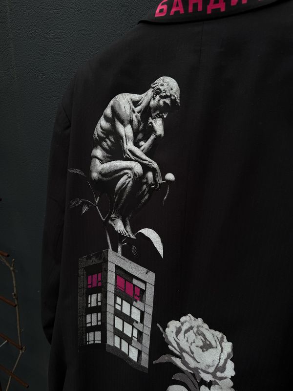 BLAZER Sculpture  Bandit unisex
