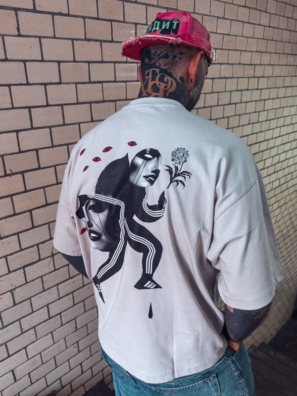 T-SHIRT "Find my eyes" SHORT OVERSIZED