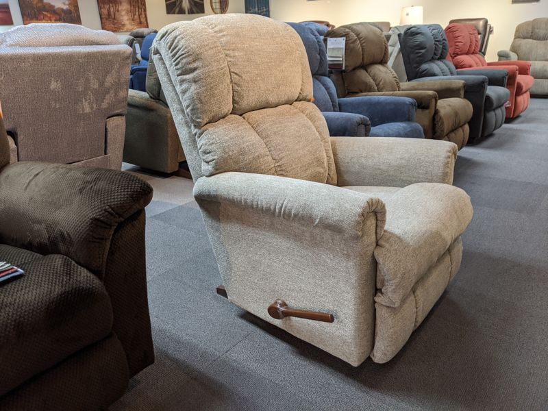 Pinnacle Rocking Recliner I-Halifax Antique