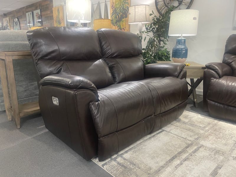 Trouper Power Reclining Loveseat w/ Headrest Intermingle Walnut