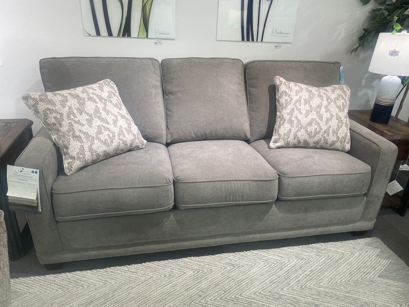 Kennedy Sofa I-Hallandale Platinum