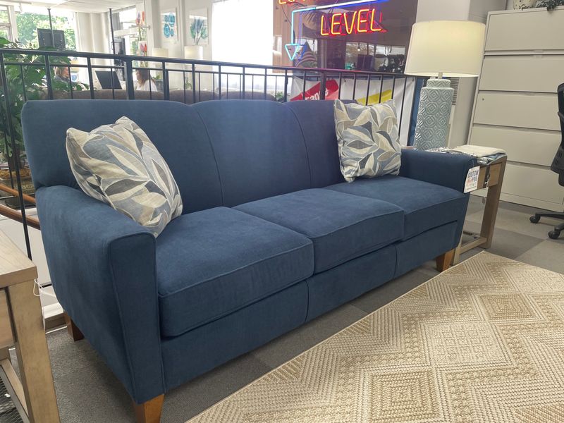 Collegedale Sofa Peyton Navy CK FK